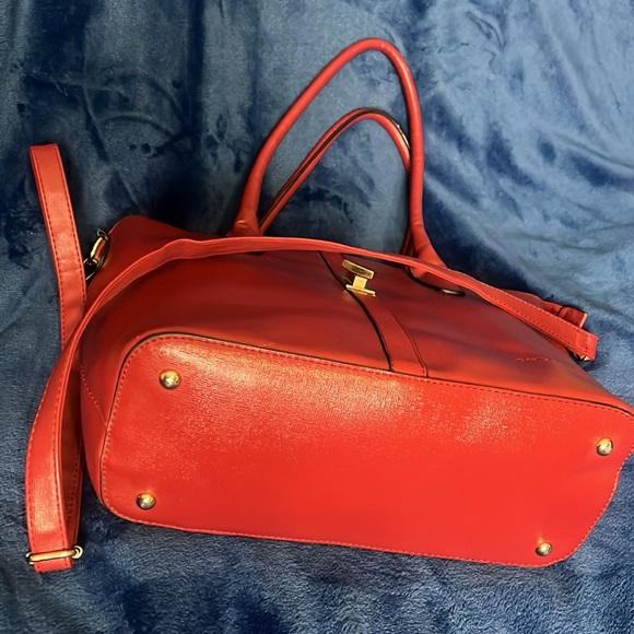 DAVID JONES PARIS LEATHER TOTE IN BURGUNDY Medium - Picture 10 of 16